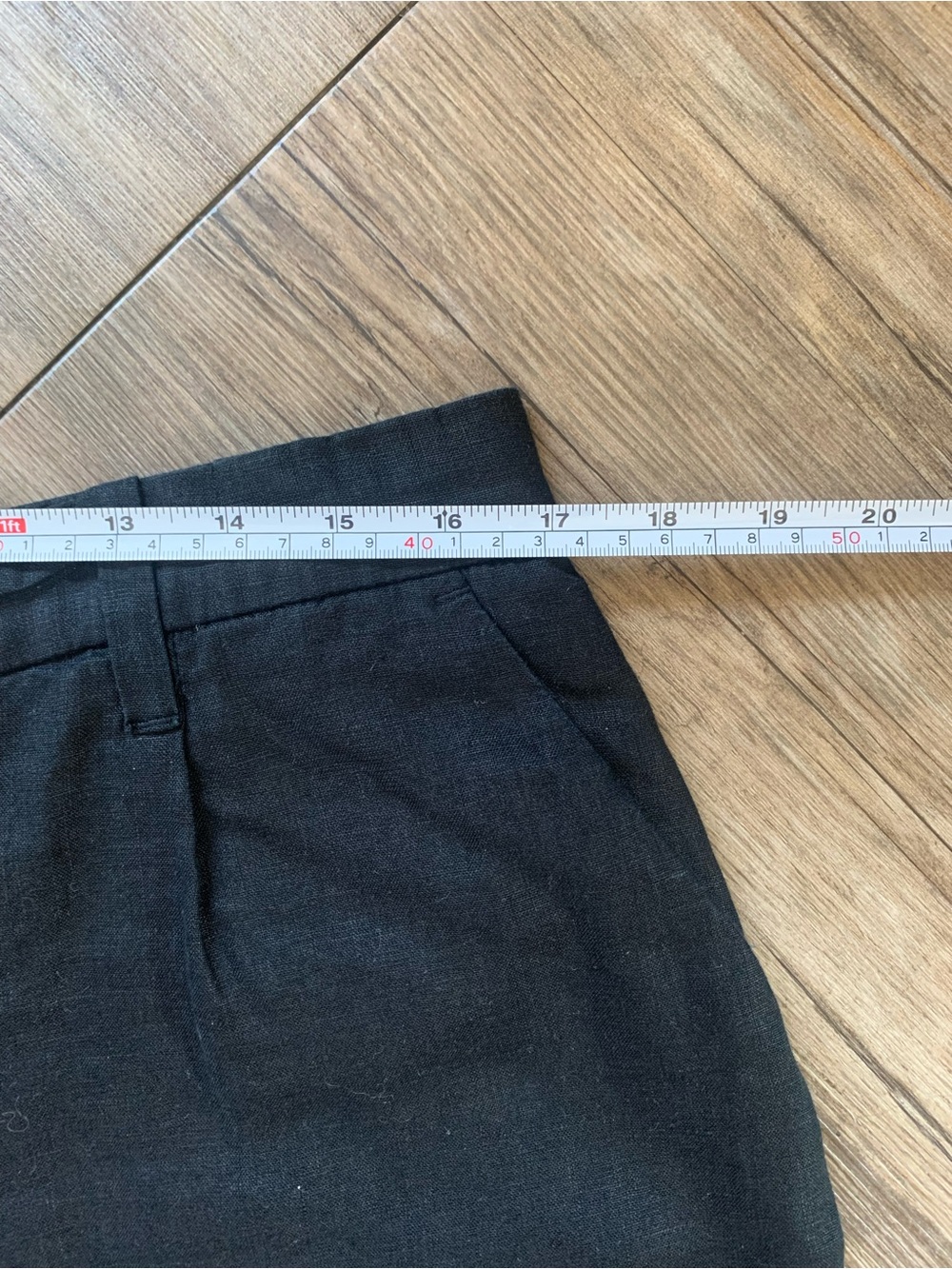 Frank & Oak, Classic Black Linen Shorts, size 10 - Picture 5 of 6